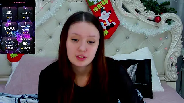 MiriaamWhite online show from January 4, 9:06 am