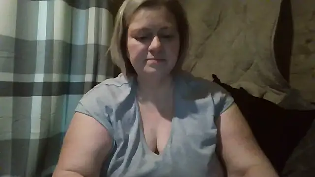 BBW Goddess 24 online show from December 12, 7:44 am