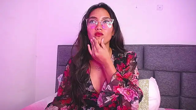 Alejandra  G77 online show from January 3, 7:36 pm