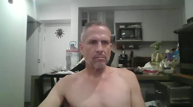 Diegoperrote682661 online show from December 20, 4:47 am