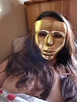 Themaskedgirl22 online show from January 3, 12:55 pm