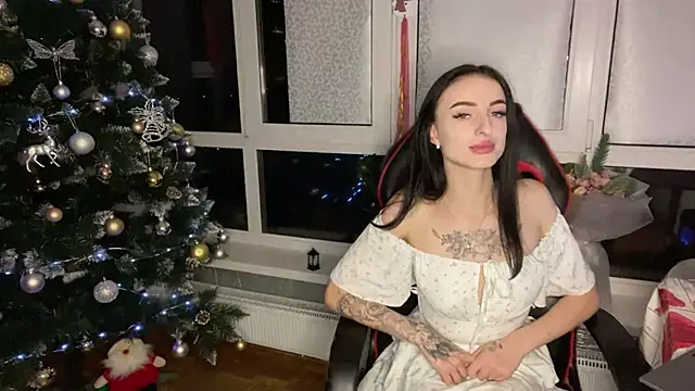 KatherineSim online show from January 1, 2:01 am