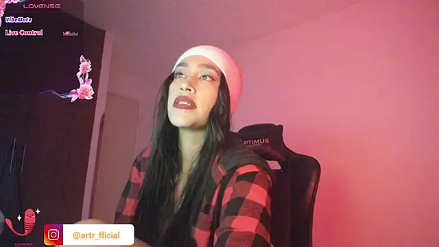 PAULINAANDREA online show from December 25, 4:55 am