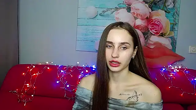 MelisaReu online show from December 12, 5:44 am