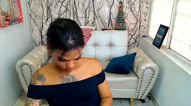 tattooed miss online show from December 16, 1:06 pm