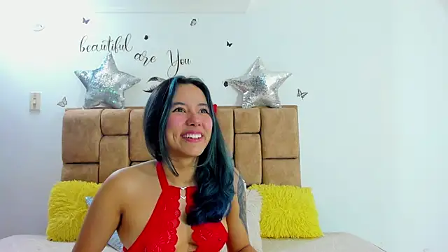 littledevilcolombiana online show from December 21, 12:26 pm