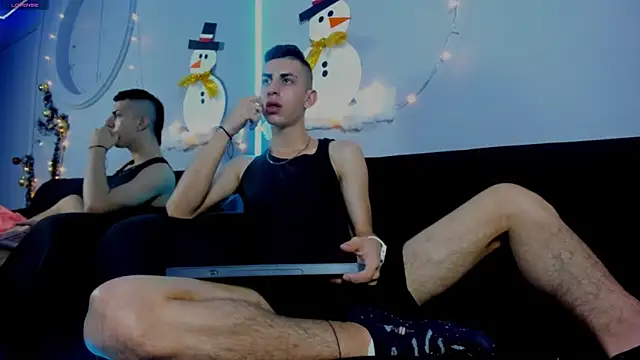 Twink scott22 online show from December 10, 7:09 am