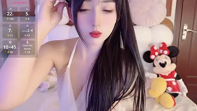 Unique-yiyi online show from December 20, 6:59 pm