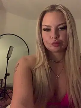 UKJuicyPrincess online show from January 14, 10:26 pm