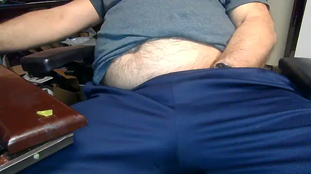 thickdaddy59 online show from December 12, 3:03 am