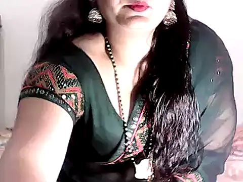 BABITA DARLING online show from December 25, 2:53 pm