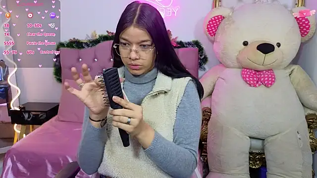 Emilly tay online show from January 11, 11:50 am