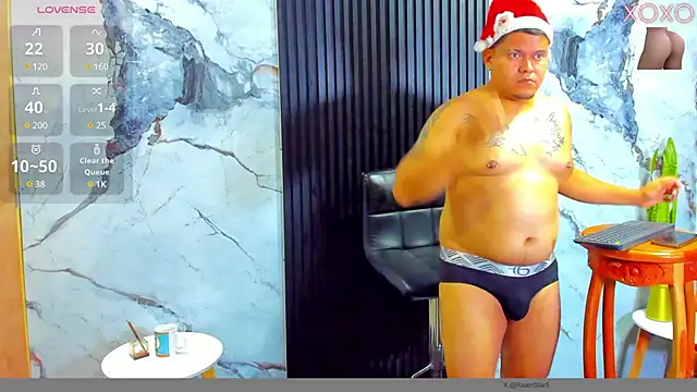 felipe hotboy online show from December 25, 2:42 pm