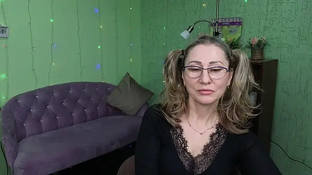 Habibi Honey online show from January 15, 6:22 am