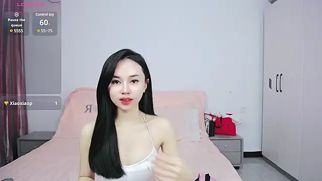 xiaoya8888 online show from December 28, 2:31 pm