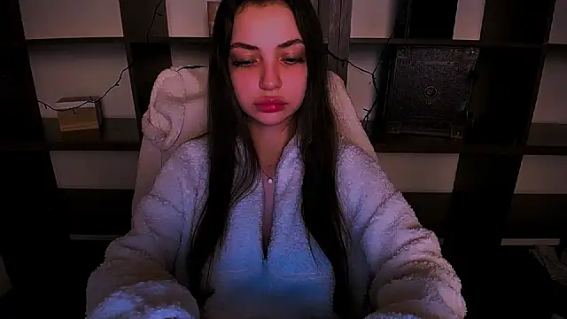 Lexi Jous online show from January 7, 2:56 pm