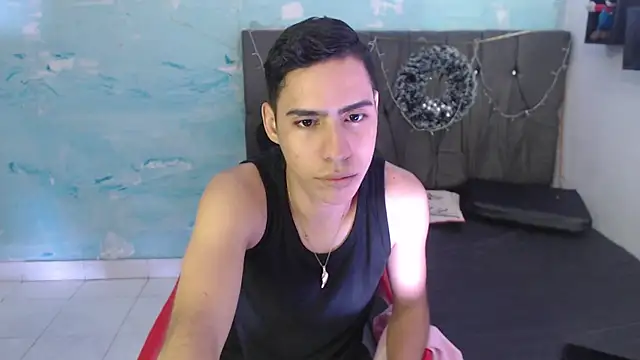 Jhonny LatinBoy online show from January 23, 3:54 am