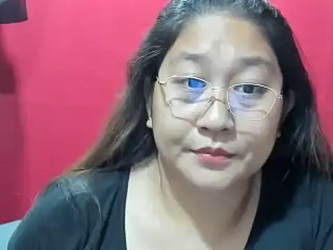 sweetpilipina88 online show from December 2, 1:21 am