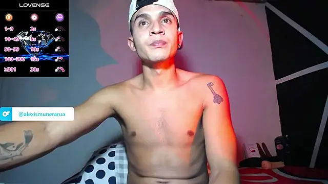 Angel latinboy online show from November 14, 9:30 pm