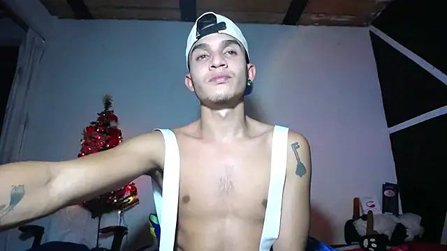 Angel latinboy online show from November 20, 11:00 pm