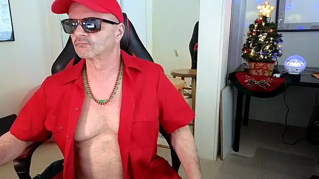 hotdadbod online show from December 22, 9:13 pm