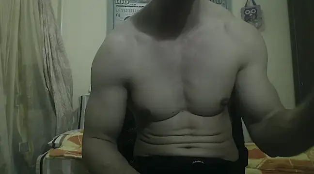 SexyMuscled online show from January 4, 10:15 pm