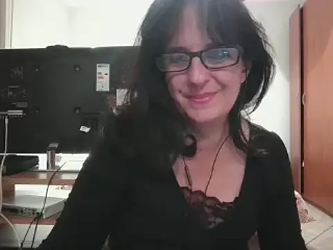 ClaudyGeryn online show from December 13, 7:27 pm