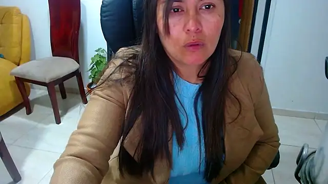 Ixchel Anaid online show from December 15, 12:36 am