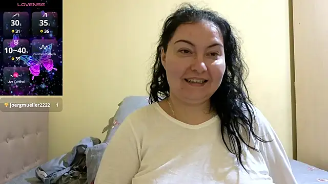 BBW MILF 4U online show from January 2, 3:32 pm