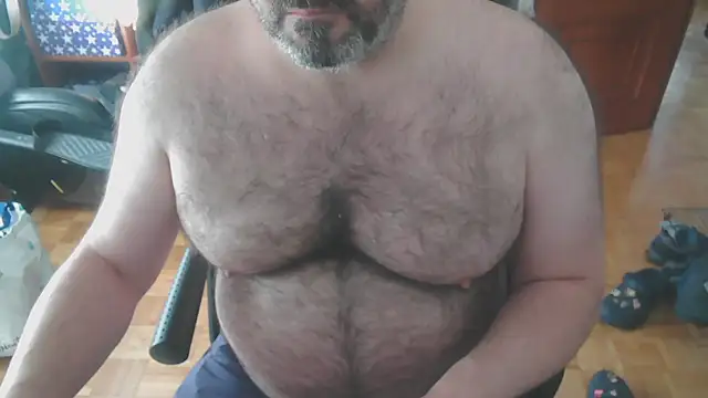 mikeyhotbear online show from December 26, 1:02 pm