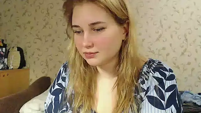 mmmPinUpGirl online show from December 18, 9:26 pm