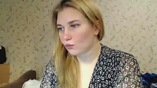 mmmPinUpGirl online show from January 18, 10:29 pm