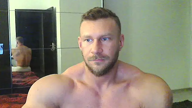 muscularkevin online show from November 21, 4:37 am