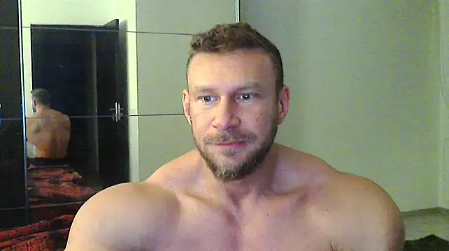 muscularkevin online show from December 3, 5:08 am