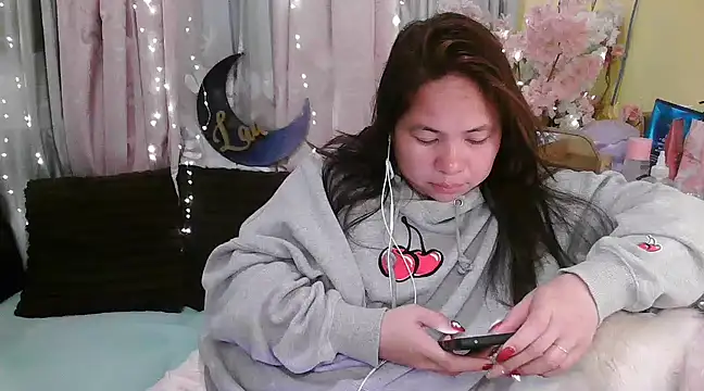 OhmyPinay online show from December 19, 1:56 am