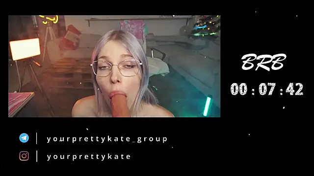 yourprettykate online show from December 25, 6:22 pm