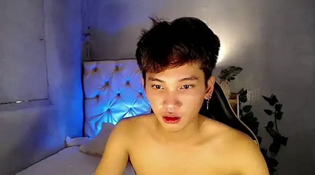 asianluke21 online show from November 22, 4:44 am