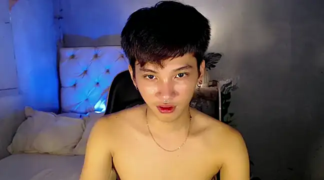 asianluke21 online show from November 28, 4:47 am