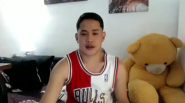 asianluke21 online show from February 3, 2:09 pm