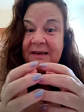 Yaya Mineira online show from January 2, 1:22 pm