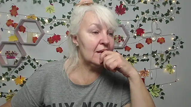 BlondyLeeBest online show from November 24, 7:21 pm