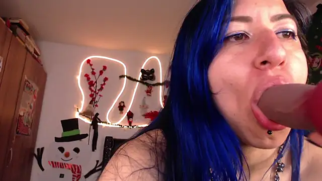 pussytight pervert online show from December 24, 2:22 am