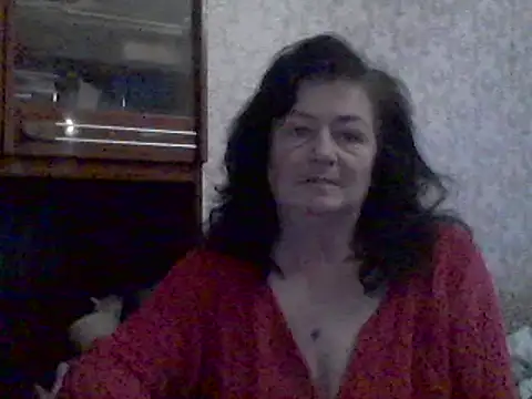 GypsiQueen2 online show from December 17, 1:28 pm