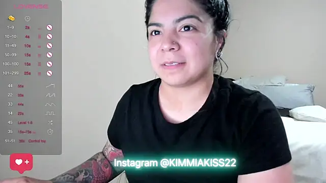 kimmiakiss22 online show from November 29, 12:08 am