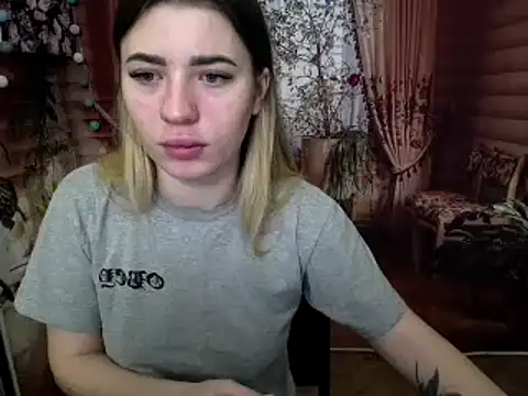 Shy Leyla online show from January 12, 8:42 am