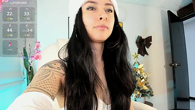 sara-lauren online show from December 27, 2:51 pm