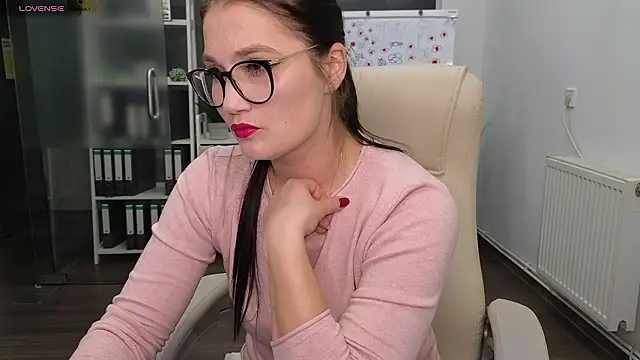 SelineSole online show from November 20, 4:32 pm