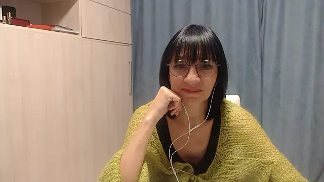 Erica95Bloom online show from November 12, 2:27 pm