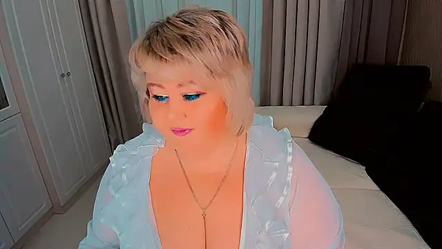 BIGTITSBBW online show from December 24, 1:30 pm